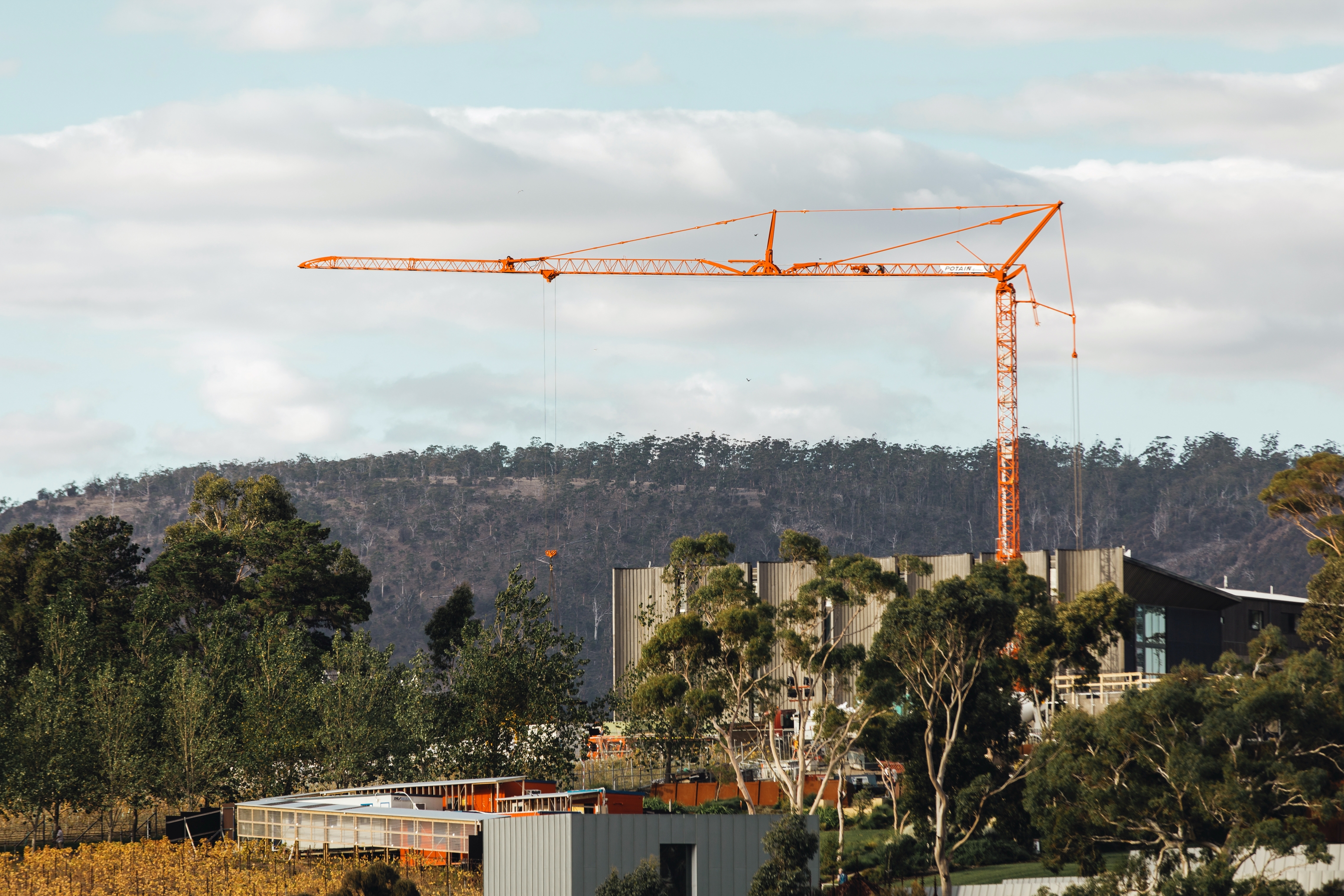 Sistemas de manos libres que pueden usarse legalmente en el coche - Alevais  Grues (Figueres