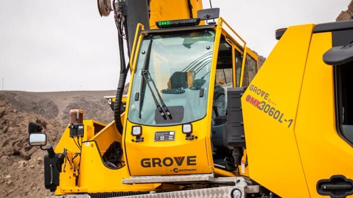 Grove-GMK3060L-1-delivers-excellence-through-challenging-mining-work-in-Peru.jpg