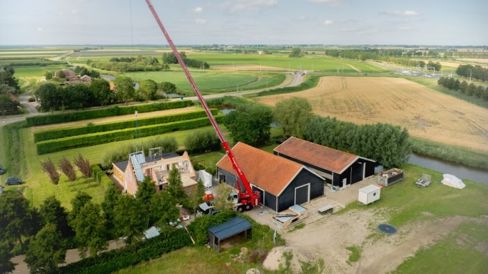 Dutch-crane-company-receives-one-of-Europes-first-Grove-GMK4080L-all-terrain-cranes-1.jpg