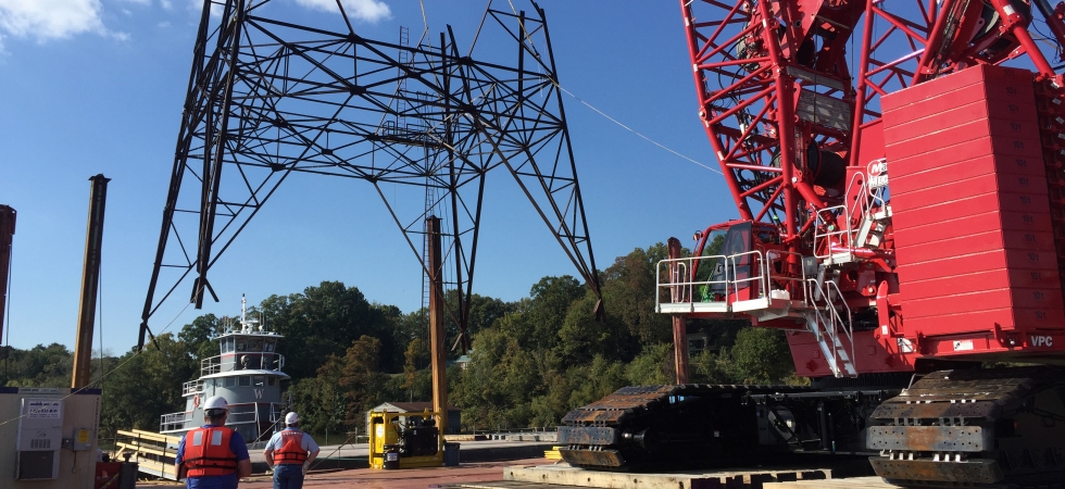 Barge-mounted MLC650 boosts efficiency for Virginia transmission tower replacement (4)