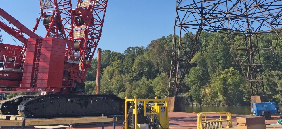 Barge-mounted MLC650 boosts efficiency for Virginia transmission tower replacement (6)