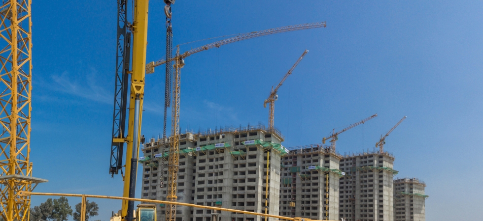 Manitowoc-cranes-expedite-construction-of-Athletes-Village-at-venue-for-2019-Pan-American-Games-2.jpg