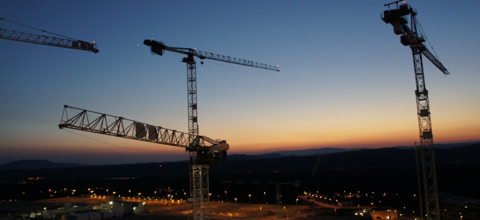 Six-Potain-cranes-building-world’s-largest-fusion-energy-facility-7.jpg