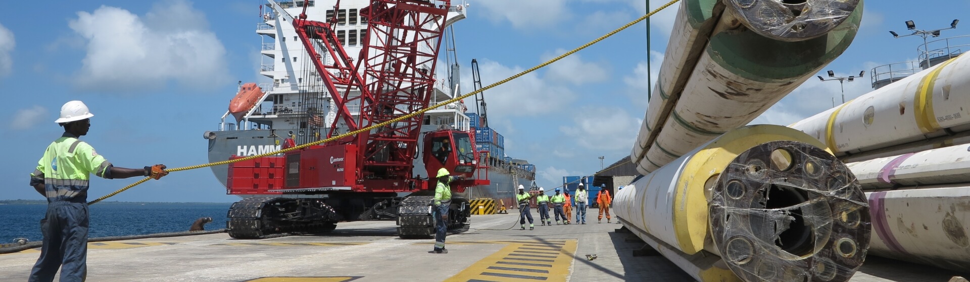 Alistair Group's self-rigging Manitowoc MLC165 crawler crane is first of its kind in Africa