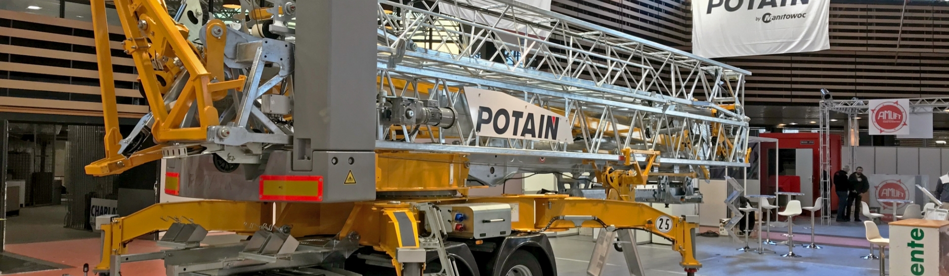 Potain Hup M-28-22 on display at Eurobois Potain-Hup-M-28-22-on-display-at-Eurobois-1.jpg