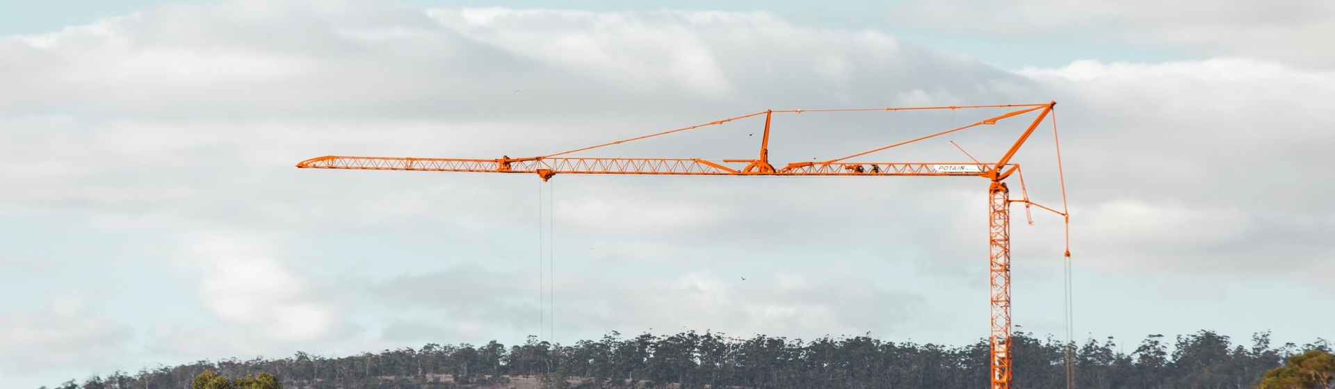 Potain-Igo-T-85-A-works-at-Australian-museum-1.jpg Potain-Igo-T-85-A-works-at-Australian-museum-1.jpg