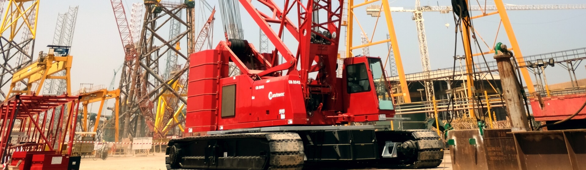 Lamprell adds second Manitowoc 999 crawler crane to support energy projects (image 1) Lamprell-adds-second-Manitowoc-999-crawler-crane-to-support-energy-projects-1.jpg