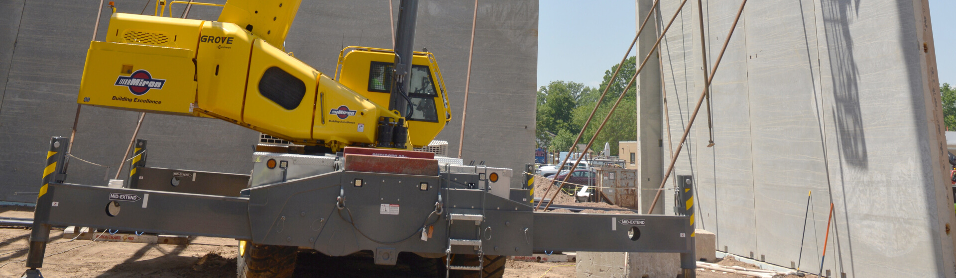 Miron Construction made its maiden lift with the jib in June, setting panels for a new high school in Wisconsin. Groves-new-heavy-duty-jib-equips-GRT9165-rough-terrain-for-precast-work-4.jpg