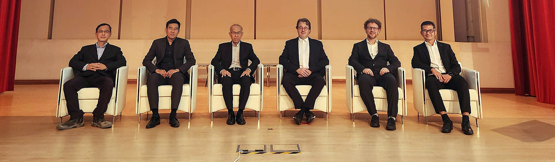 (Pictured from left to right): Teng Chin Seng, convener, working Group on tower crane; Bernard Kwok, deputy director (engineering safety), Ministry of Manpower; Chan Yew Kwong, senior consultant, Workplace Safety and Health Council, Bruno Roni-Damond, Potain vice president of engineering; Emmanuel Kirchner, Potain top-slewing crane product manager, and Min Po, planning & methods manager, United Tec Construction Pte. Ltd. Potain-participates-in-2023-WSH-Symposium-in-Singapore.jpg