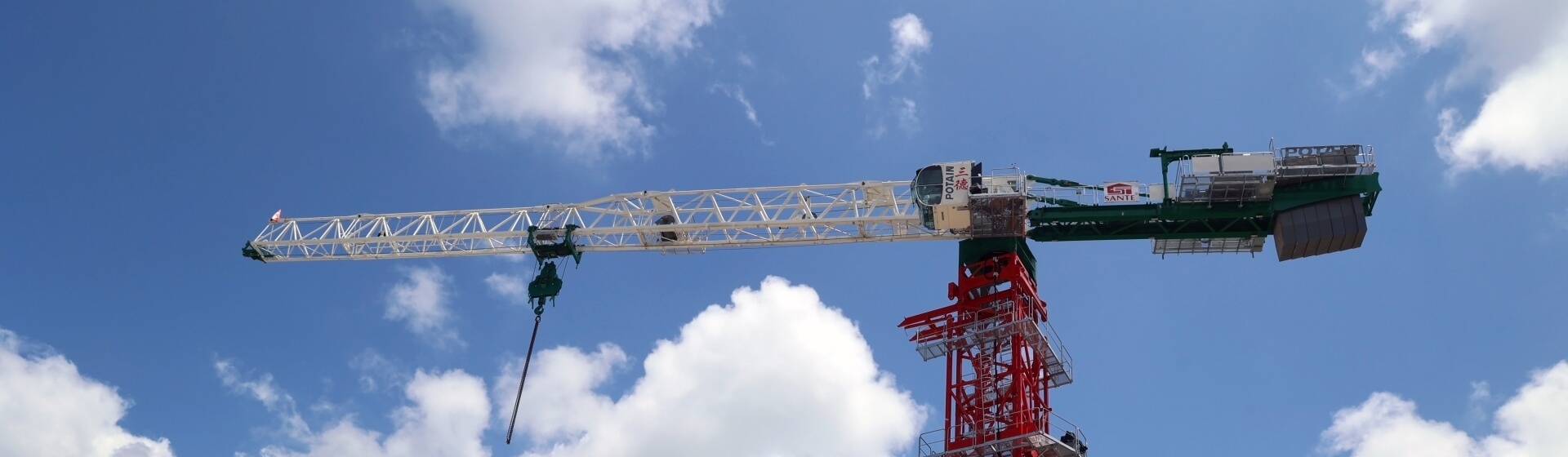 Compact-and-powerful--Potain-MCT-565-A-crane-debuts-in-Singapore.jpg