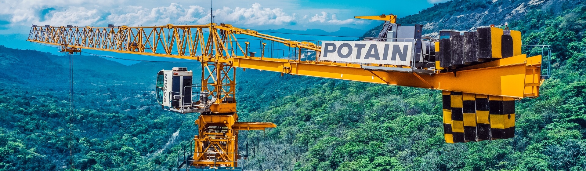 Four Potain MCT 385 topless cranes deliver record-breaking Indian bridge project (image 1) Four-Potain-MCT-385-topless-cranes-deliver-record-breaking-Indian-bridge-project-01.jpg