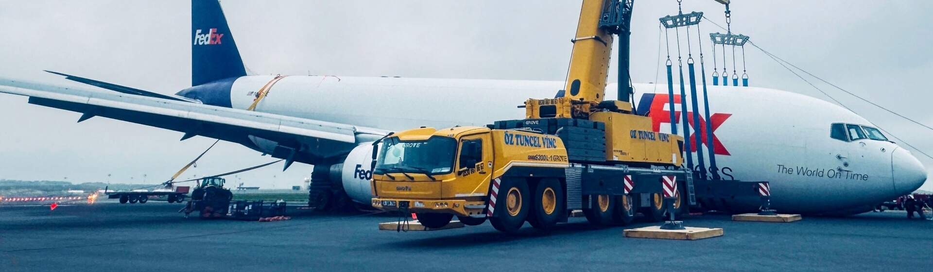 Grove GMK6300L-1 comes to the rescue following incident at Istanbul Airport (image 4) Grove-GMK6300L-1-comes-to the-rescue-following-incident-at-Istanbul-Airport-4.jpg