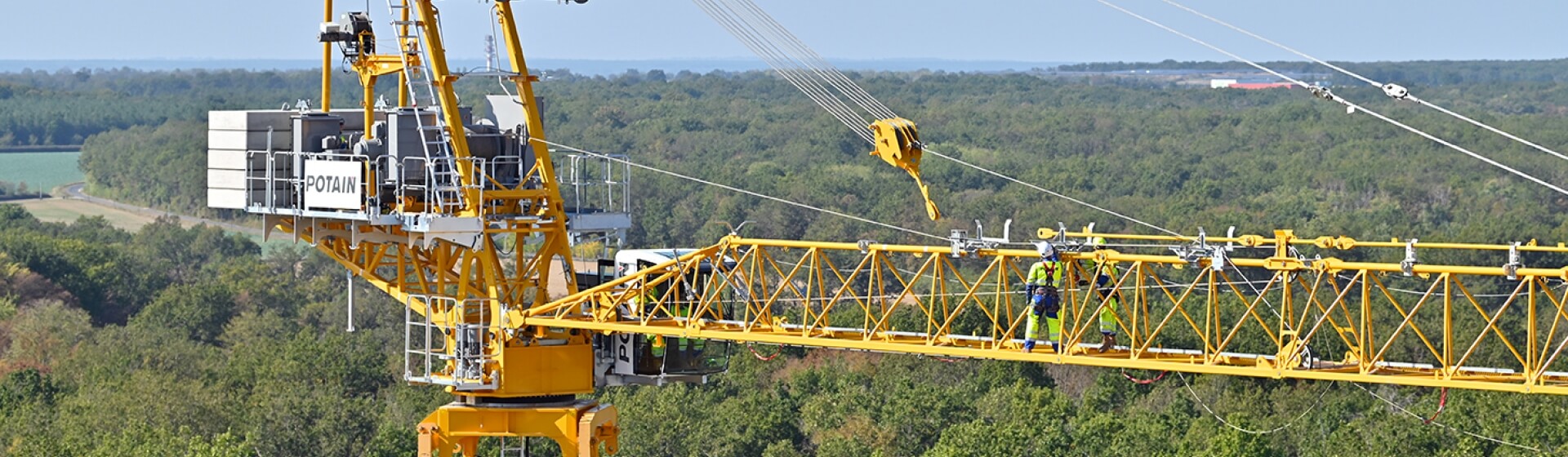 Potain MR 309 (2) Global trade show debut for Potain MR 309 luffing jib crane at bauma 2025 Potain-MR-309-image2-Global-trade-show-debut-for-Potain-MR-309-luffing-jib-crane-at-bauma-2025.jpg