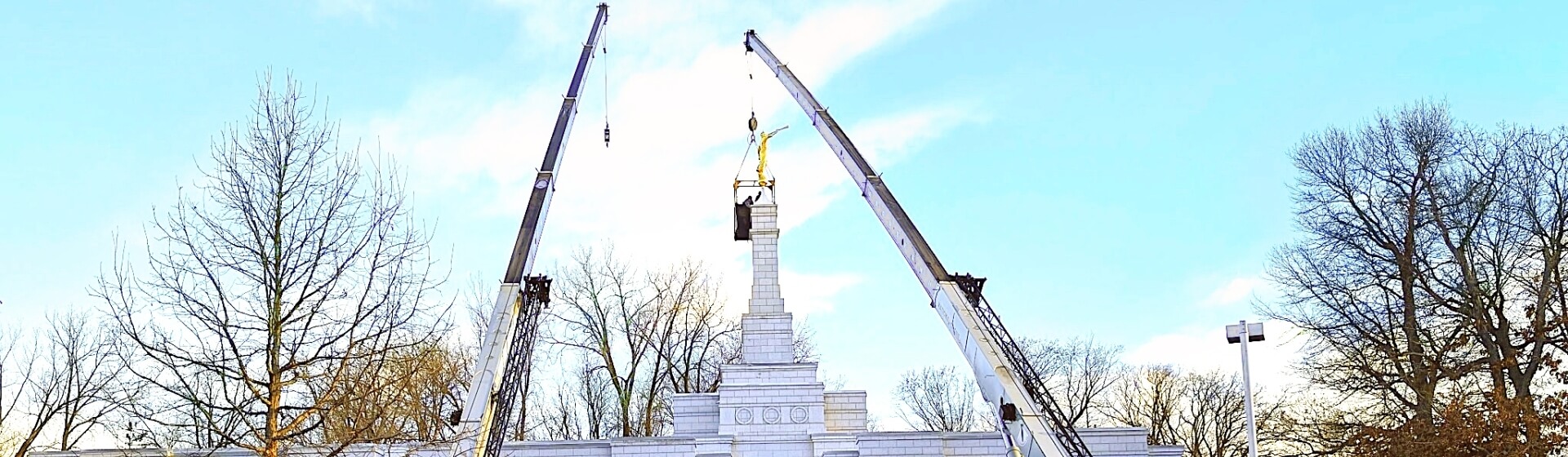 Northland Crane Service delivers a heavenly lift with twin National Crane NBT60XL boom trucks Northland-Crane-Service-delivers-a-heavenly-lift-with-twin-National-Crane-NBT60XL-boom-trucks.jpg