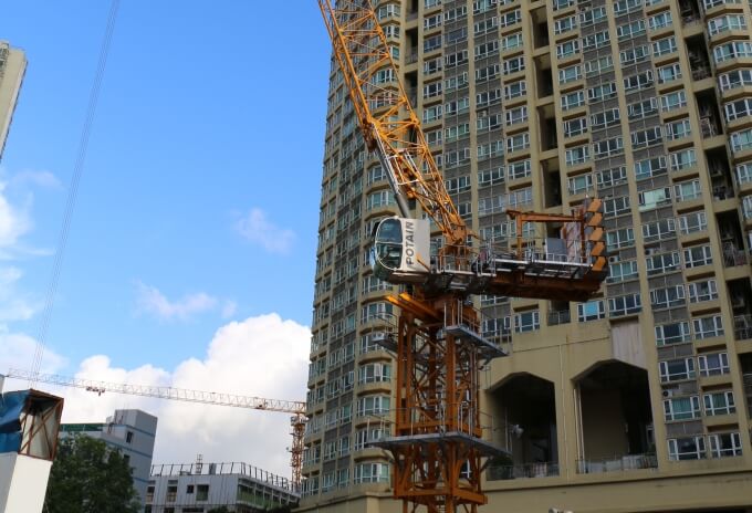 Potain-MCH-175-cranes-build-fire-station-housing-in-Shenzhen-6.JPG