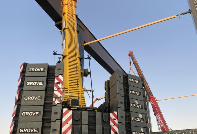 Two Grove GMK6400 cranes support Sydney intermodal terminal construction (Picture 2) Two-Grove-GMK6400-cranes-support-Sydney-intermodal-terminal-construction-02.jpg