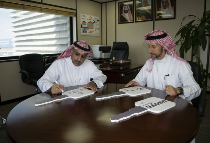 Fahad S Al Tamimi & Partners Co (Tamimi Rentals) invests in Grove rough-terrain cranes to diversify its business (picture 4) Fahad-S-Al-Tamimi-&-Partners-Co-(Tamimi-Rentals)-invests-in-Grove-rough-terrain-cranes-to-diversify-its-business-4.jpg