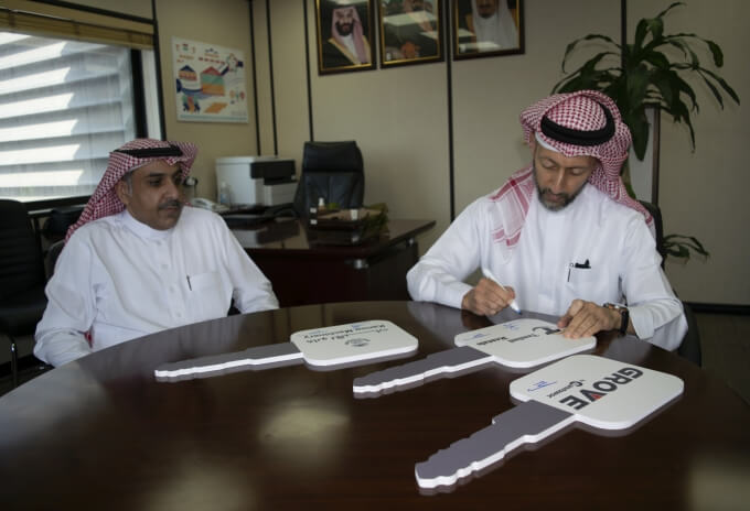 Fahad S Al Tamimi & Partners Co (Tamimi Rentals) invests in Grove rough-terrain cranes to diversify its business (picture 5) Fahad-S-Al-Tamimi-&-Partners-Co-(Tamimi-Rentals)-invests-in-Grove-rough-terrain-cranes-to-diversify-its-business-5.jpg
