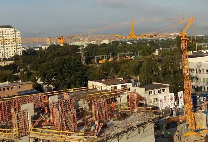 Three Potain cranes keep Warsaw apartment block project on schedule (Picture 3) Three-Potain-cranes-keep-Warsaw-apartment-block-project-on-schedule-03.jpg