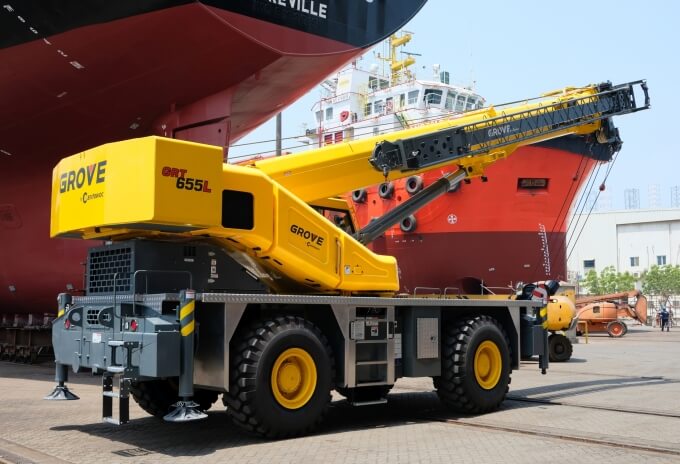 Versatile Grove GRT655L for shipbuilder Albwardy Damen (Picture 2) Versatile-Grove-GRT655L-for-shipbuilder-Albwardy-Damen-2.jpg