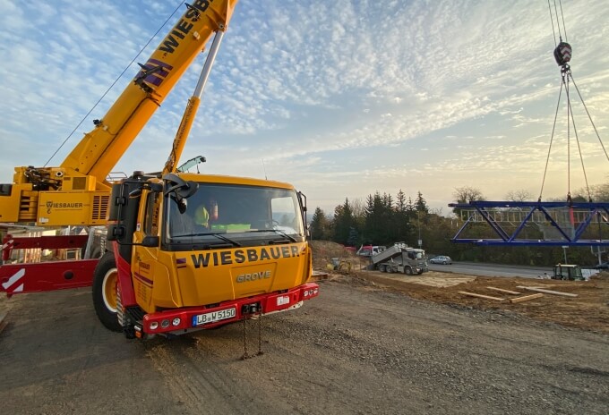 Wiesbauer’s new GMK5150L on its second job erecting a Potain MDT 178 tower crane from a distance of 18 m (Image 3) Wiesbauer-strengthens-fleet-with-new-Grove-GMK5150L-all-terrain-crane-3.jpg