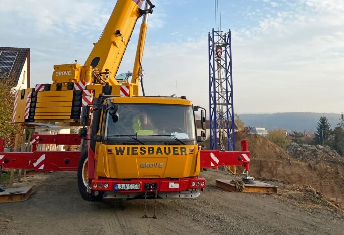 Wiesbauer’s new GMK5150L on its second job erecting a Potain MDT 178 tower crane from a distance of 18 m (Image 6) Wiesbauer-strengthens-fleet-with-new-Grove-GMK5150L-all-terrain-crane-6.jpg