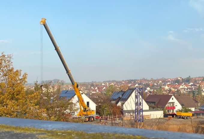 Wiesbauer’s new GMK5150L on its second job erecting a Potain MDT 178 tower crane from a distance of 18 m (Image 8) Wiesbauer-strengthens-fleet-with-new-Grove-GMK5150L-all-terrain-crane-8.jpg