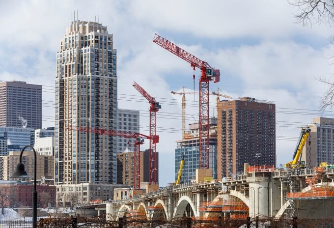 Four Potain MDT tower cranes become integral part of famous Minneapolis bridge’s history — and also its structure (Image 2) Four-Potain-MDT-tower-cranes-become-integral-part-of-famous-Minneapolis-bridge-s-history-and-also-its-structure-02.jpg