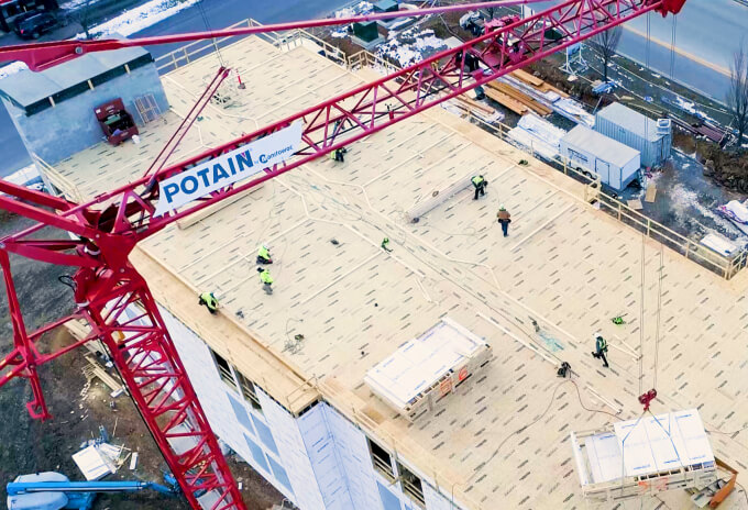 The Potain self-erecting crane makes Cedar Run’s crew more efficient by placing materials precisely where they are needed. Cedar-Run-Construction-replaces-fleet-of-telehandlers-with-one-Potain-self-erecting-crane-2.jpg