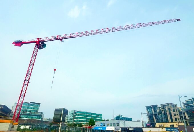 Potain-tower-cranes-support-Canadas-3-billion-subway-extension-project-2.jpg