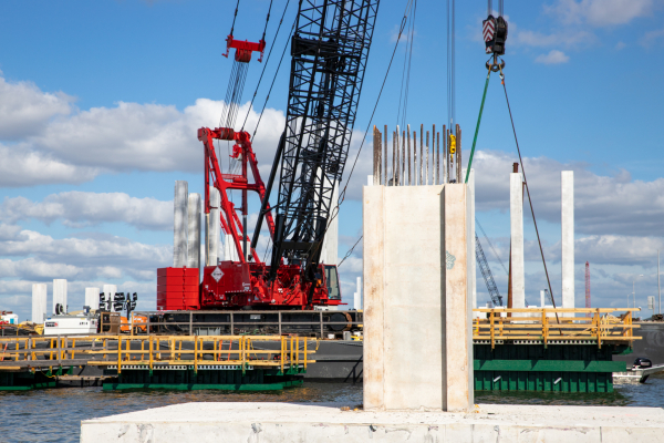 Mega-fleet-of-Manitowoc-crawler-cranes-creates-a-new-chapter-in-the-history-of-iconic-Florida-bridge-4.jpg