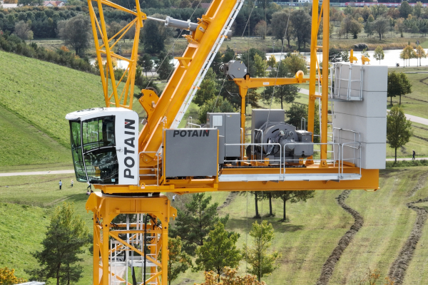 Potain-unveils-first-in-new-generation-of-luffing-jib-tower-cranes-at-bauma-2022-01.jpg