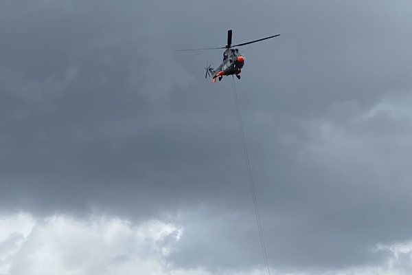 MTW-News--Potain-MDT-109-cranes-assembled-by-helicopter-on-French-glacier-05.jpg