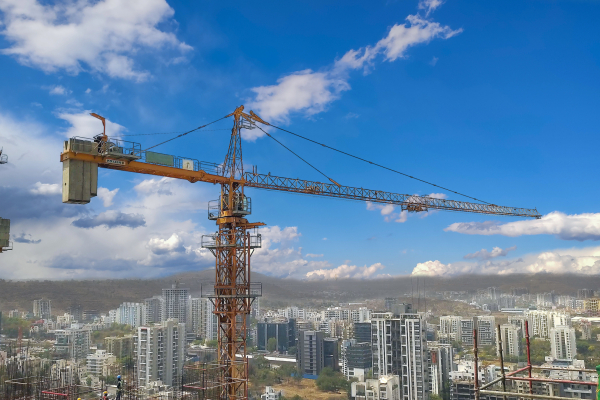 SJ-Contracts-puts-its-faith-in-Potain-tower-cranes-1.jpg
