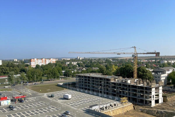 Potain-MD-305-B-leads-construction-work-on-major-new-apartment-development-in-Moldova-4.JPG