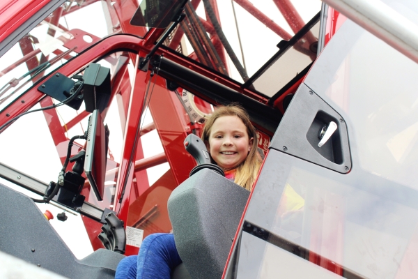 Manitowoc-lifts-its-community-with-Family-Day-festivities-1.jpg