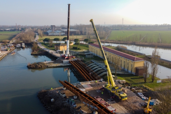 Baldini-Group-of-Italy-adds-Grove-GMK5250XL-1-as-fleet-continues-to-grow-03.jpg