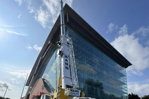 Manitowoc-teams-up-with-SIA-GOOD-WORK-for-Grove-mobile-crane-support-in-Baltic-region-3.jpg