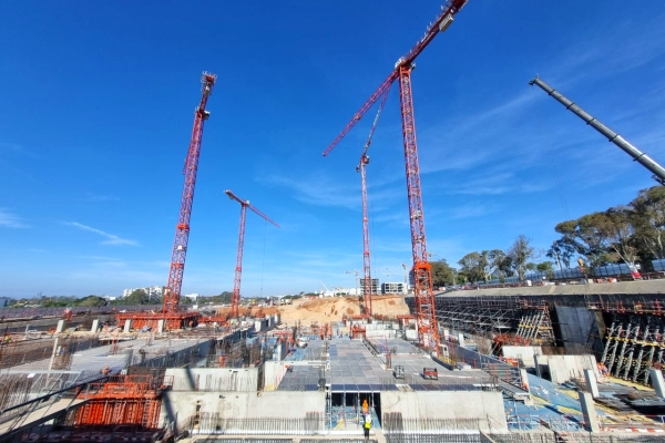 Manitowoc-and-PROMAT-building-North-Africas-future-together-3.jpg
