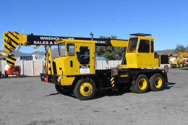 Groves-timeless-reliability--The-legacy-of-the-TM150_02.jpg