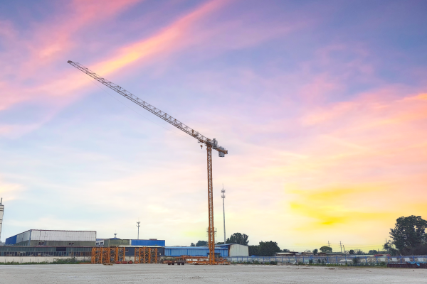 New-Potain-MCT-105-topless-tower-crane-from-Manitowocs-India-factory-01-low-res.png