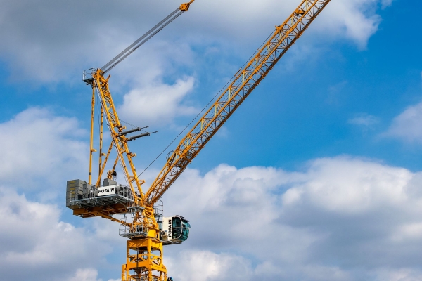 Potain-Launches-MCR-505-J25-Luffing-Jib-Tower-Crane-02.jpg