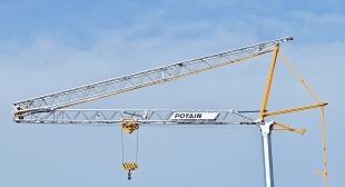 Potain-launches-first-crane-in-the-new-Evy-self-erecting-range-03.jp