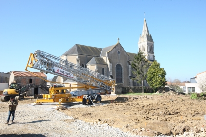 Frances-first-Potain-Hup-40-30-delivered-to-AGESIBAT-for-housing-project-1.jpg