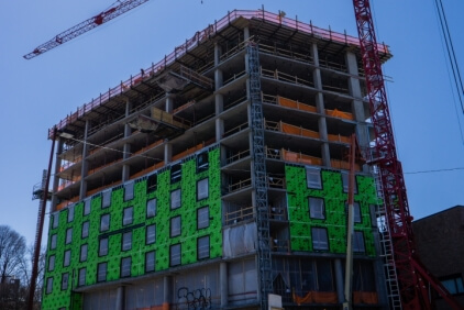 From-two-cranes-to-one-C.P.-Ward-manages-a-tight-fit-with-the-Potain-Igo-T-130-1.jpg