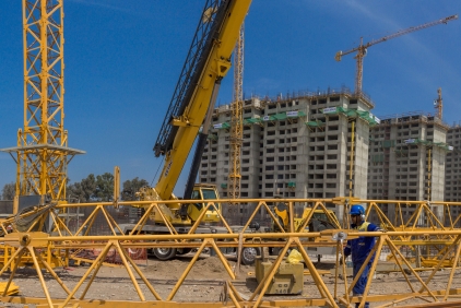 Manitowoc-cranes-expedite-construction-of-Athletes-Village-at-venue-for-2019-Pan-American-Games-1.jpg