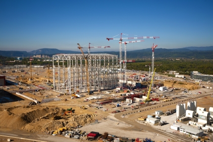 Six-Potain-cranes-building-world’s-largest-fusion-energy-facility-1.jpg