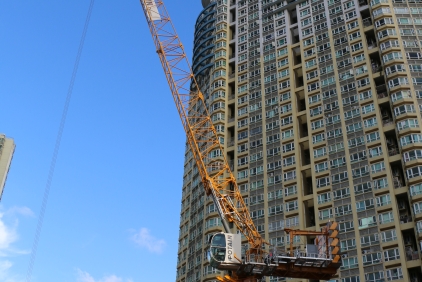 Potain-MCH-175-cranes-build-fire-station-housing-in-Shenzhen-6.JPG