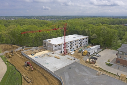 Fager-Framing-reduces-build-time-by-50%-with-Potain-self-erecting-tower-crane-04.jpg