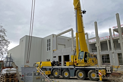 Grove-GMK5150L-proves-a-reliable-allrounder-for-Austrian-company-HABAU-since-2018-2.jpg